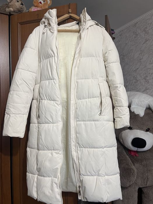 Зимовий пуховик, в гарному стані