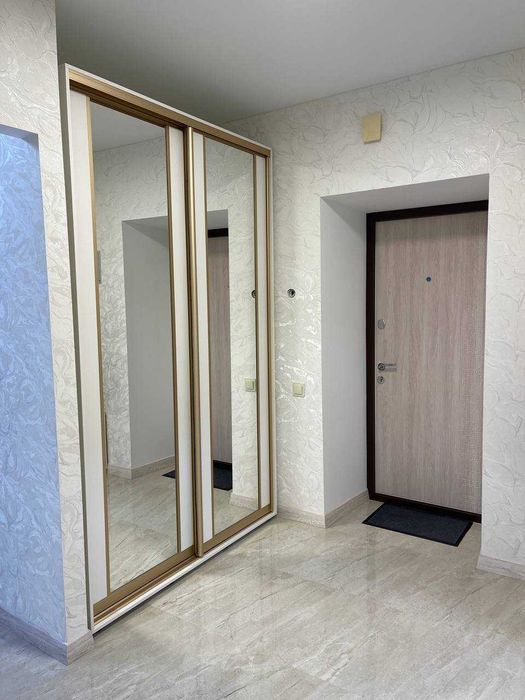 1кімнатна гарна квартира в новобудові з ремонтом на Рокосовського