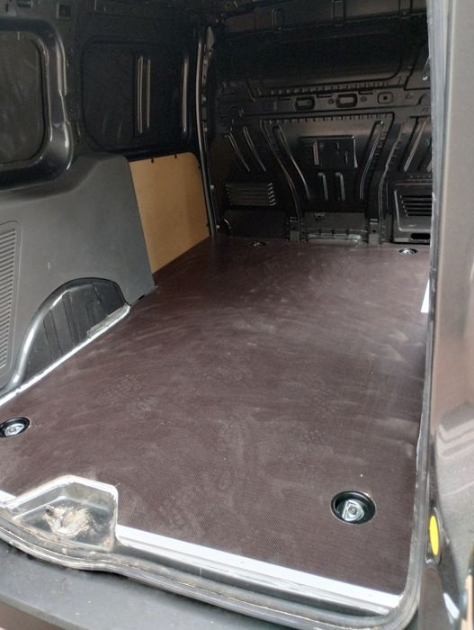 Podłoga, zabudowa FORD CONNECT, FIAT DOBLO