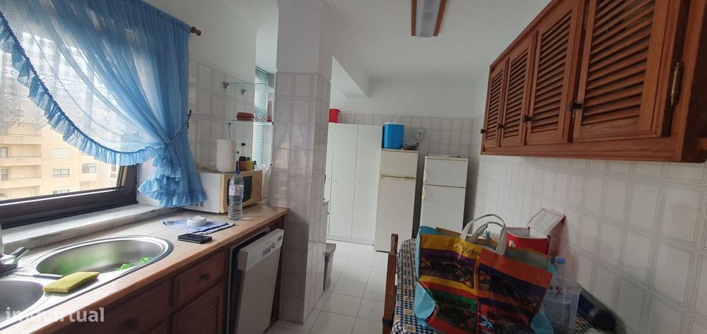 Apartamento T3 com terraço e garagem
