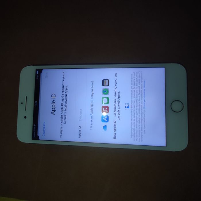 Apple Iphone айфон 7 plus 128GB Стан близький до нового !!!