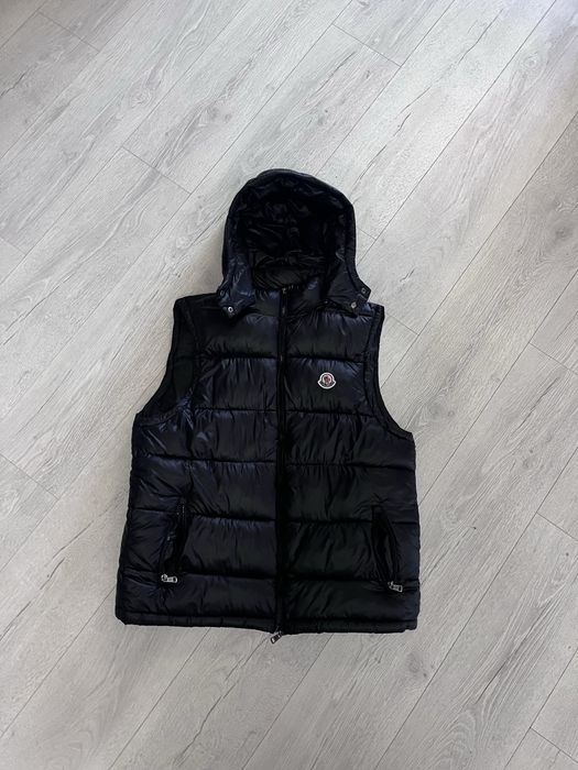 Жилетка Moncler