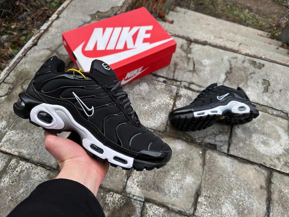 Женские кроссовки Nike Air Max TN (8 цветов) 36-41 размеры