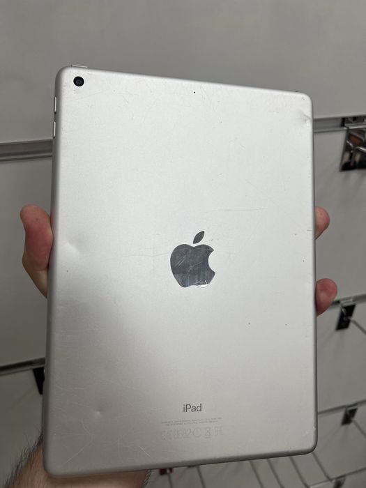 iPad 5 128GB Silver