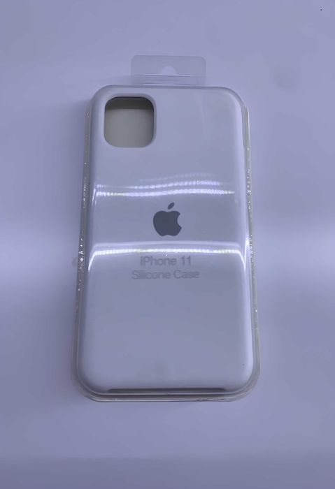 Чехол iPhone 11 силиконовый с микрофиброй