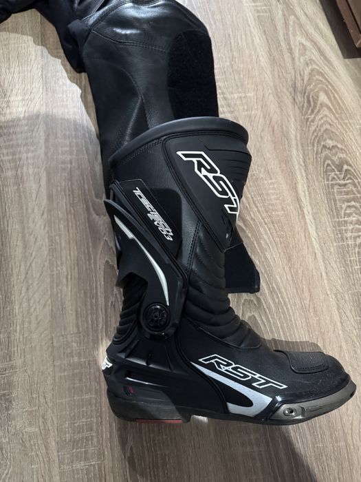 Kombinezon motocyklowy rebelhorn buty