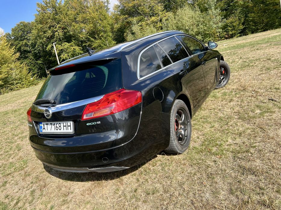 Опель інсікніа Opel Insignia