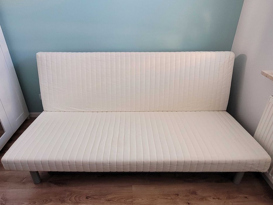 Rozkładana sofa Ikea Beddinge