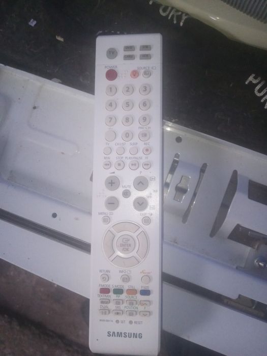 Samsung 32 całe pilot kabel