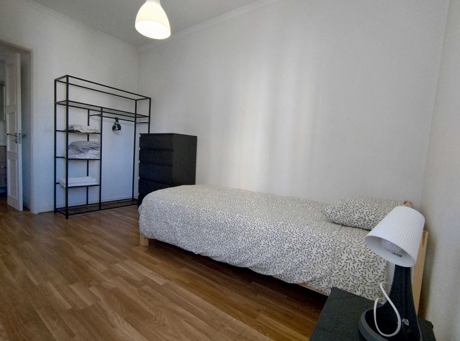 Arrendamento de quartos em T3 Pedralvas Lisboa