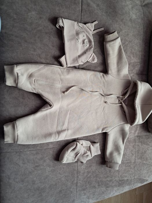 Продам дитячий одяг набор