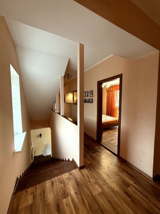 Будинок 2008р 180м2 з меблями, технікою та гаражем, Розсошенці