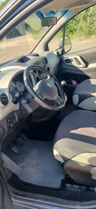 Пежо Партнер Тіпі