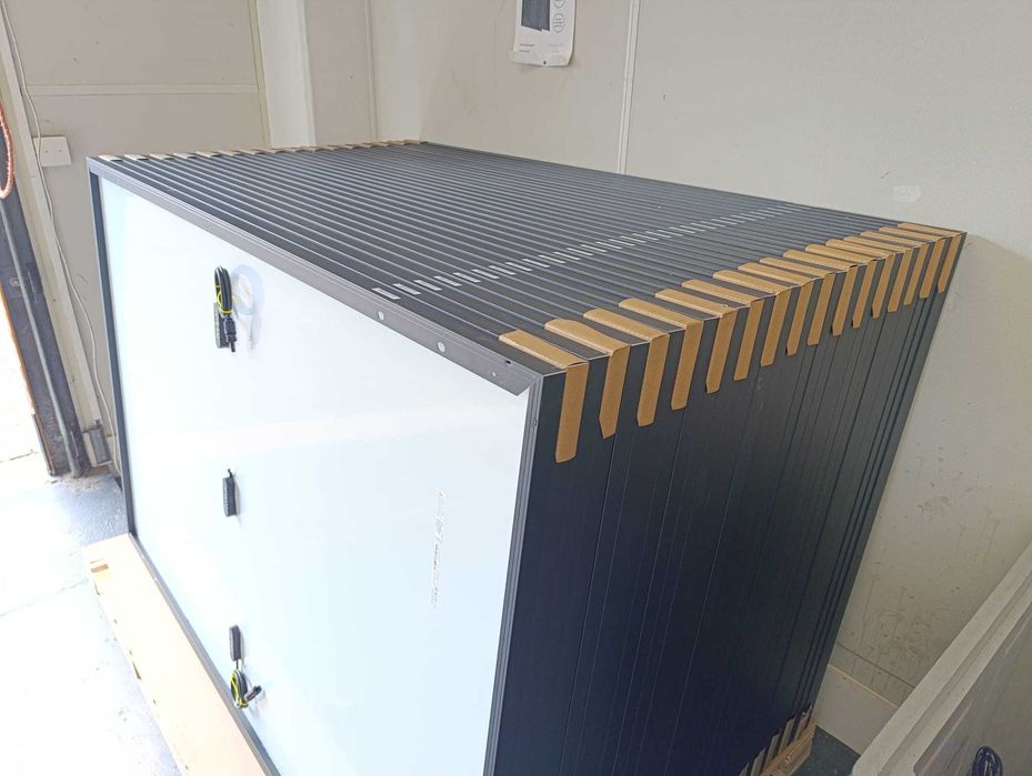 Nowe panele fotowoltaiczne Full Black 405 wat JA SOLAR