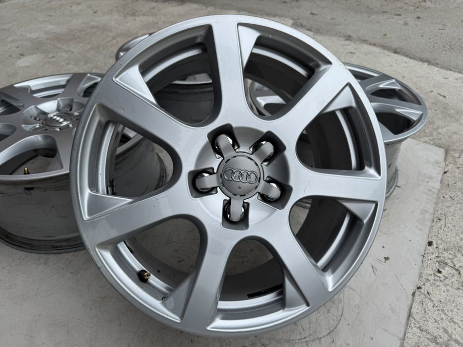 Оригінальні ковані диски Audi 5 112 R17