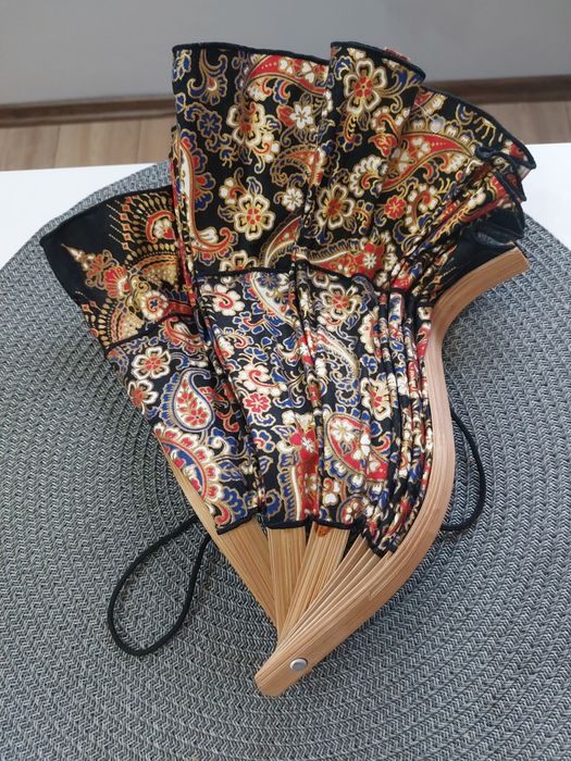 Składany kapelusz przeciwsłoneczny i wachlarz styl orientalny 2 w 1