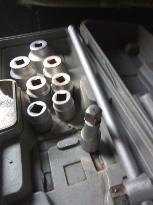 Conjunto chaves caixa. Roquete e acrescentos.