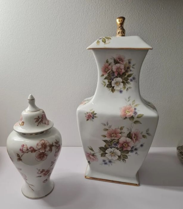 2 Peças decorativas  Jarrão mais pote