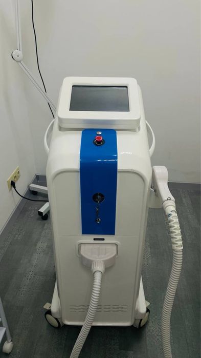 Діодний апарат для лазерної епіляції OCTAVIAN-600 755/808/1064 нм