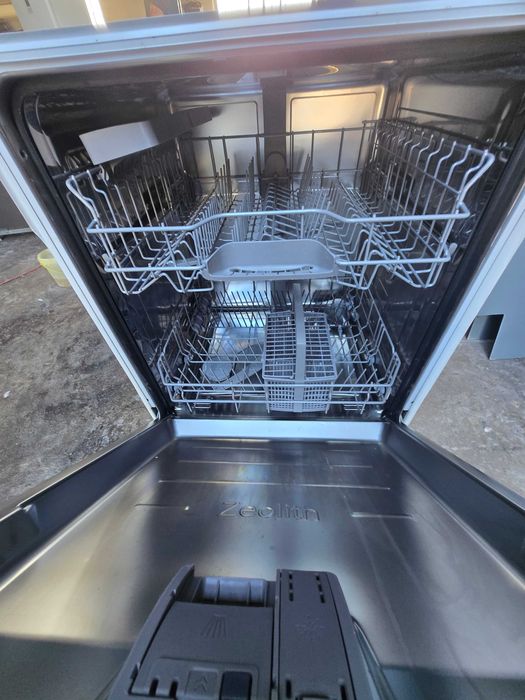 Zmywarka Bosch 60 cm. Pod  blat.Biała. LCD. Biała.LCD.Gwar.Po serwisie