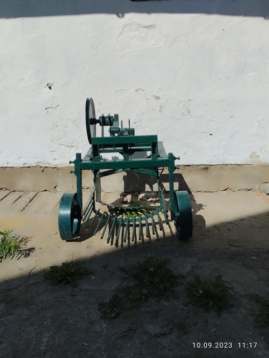 Картоплекопачка мотоблока 5500грн.