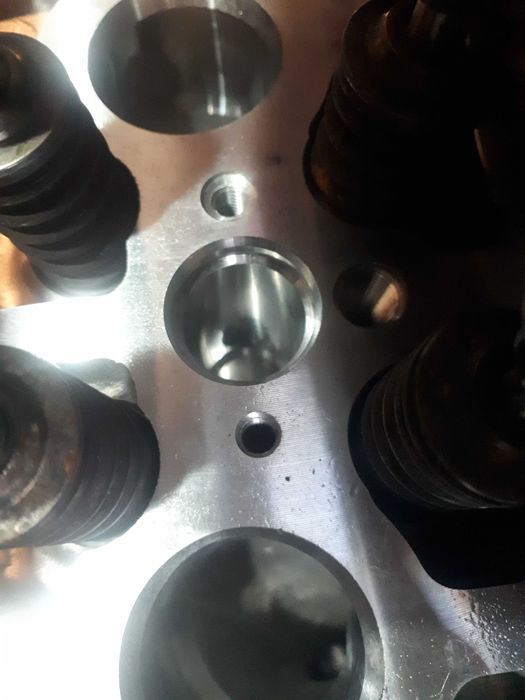 Nowa głowica Renault 2.2 2.5 dci Trafic Master opel movano g9u g9t