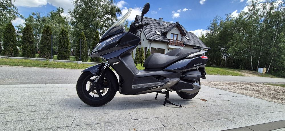 KYMKO DinkStreet 300i