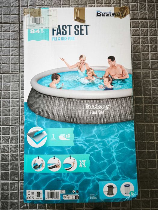 Piscina Insuflável Bestway Fast Set (396x84cm) + Filtro