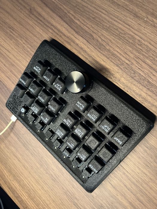 Davinci Resolve Speed Editor - PC ou Mac64550766442498121