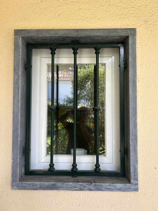 Caixilharia de Aluminio marca SAPA