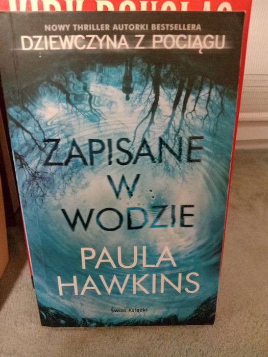 Zapisane w wodzie , Paula Hawkins.