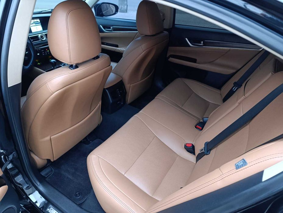 Lexus GS 350 2014 року 3.5 л. /бензин