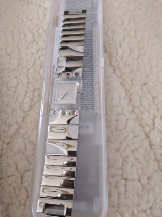 Swatch em estado novo
