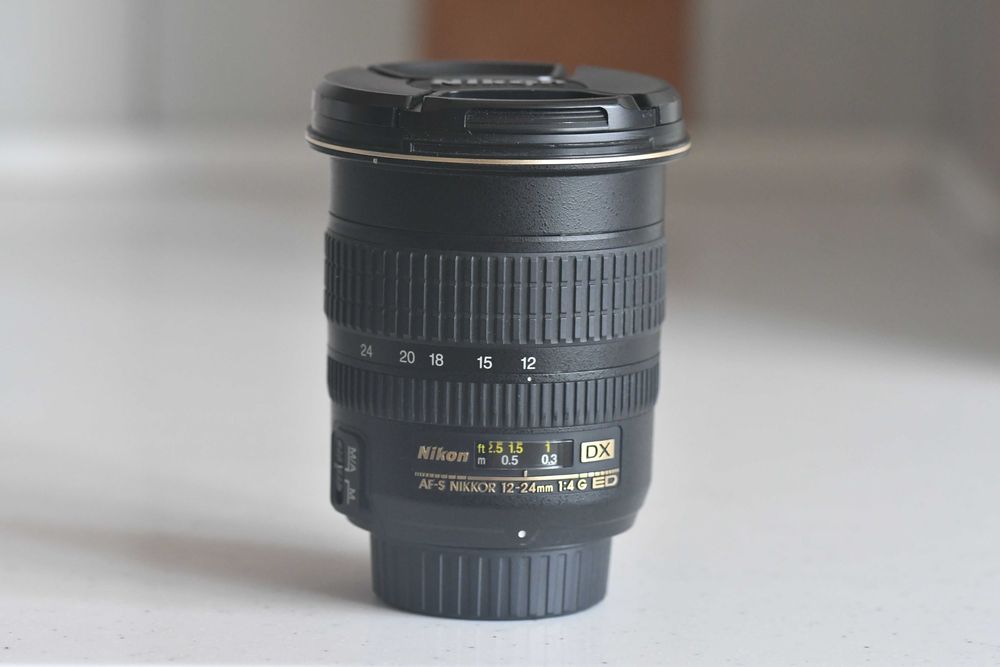 Об'єктив Nikon Nikkor AF-S 12-24mm 1:4 G ED