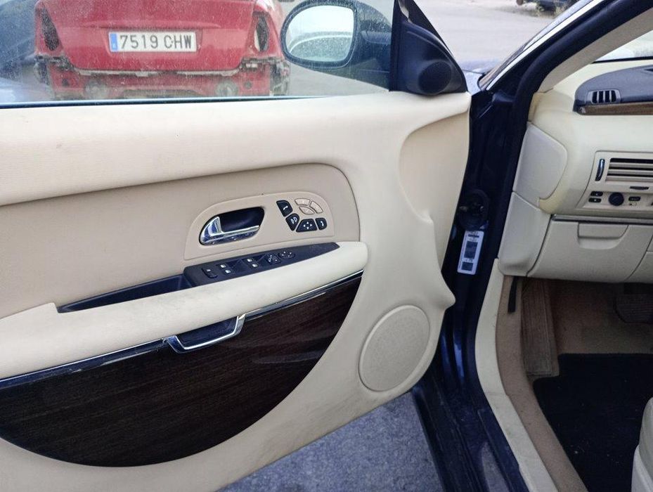 Sobrecarter Citroen C6