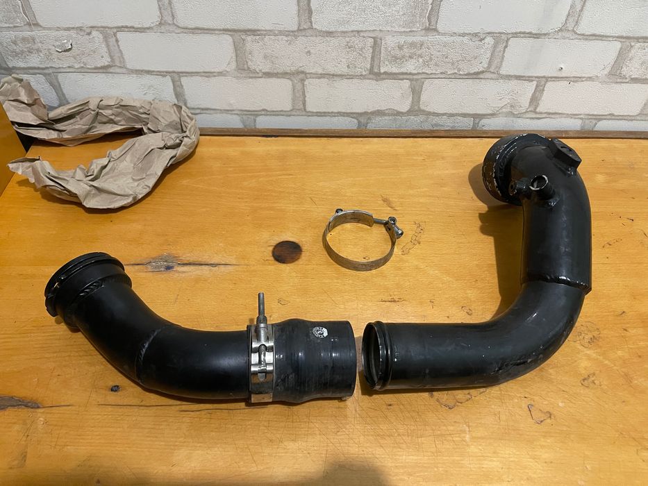 Патрубок усиленный интеркулера f30 n55 Charge Pipe / Чардж Пайп