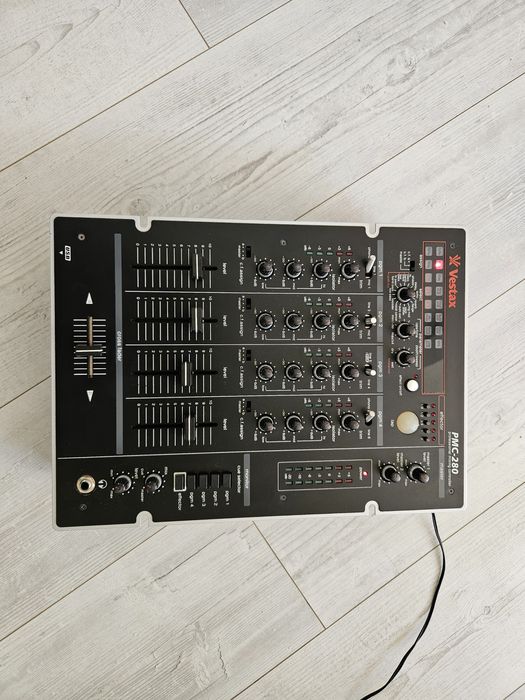 Vestax PMC280 - mikser z efektorem - PMC 280