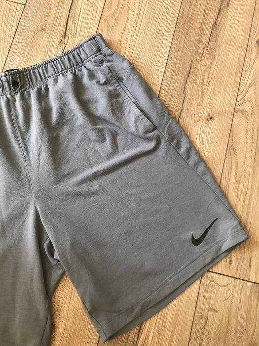 Spodenki dresowe Nike Dri-Fit rozm. XL