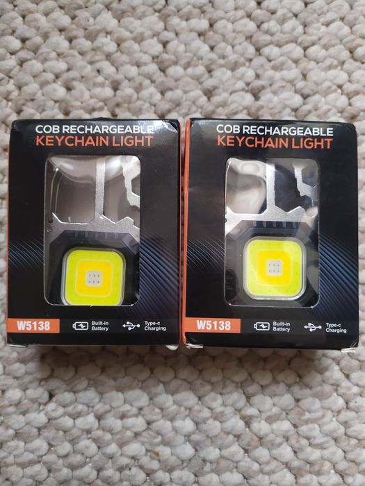 Фонарик туристический многофункциональный