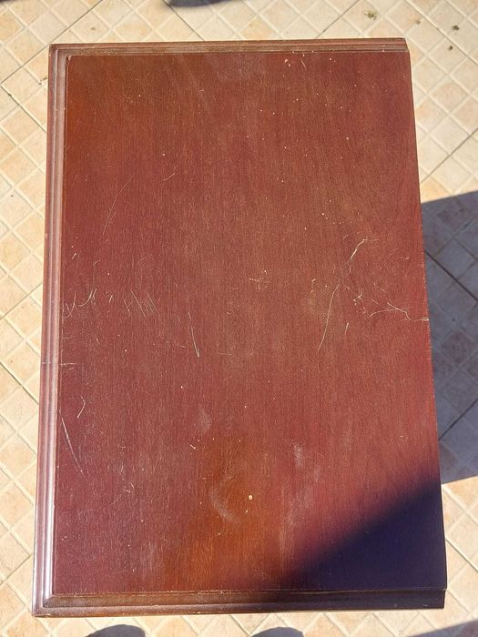 Cama de Solteiro (Sem Colchao) + Mesa Cabeceira