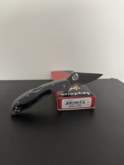 Canivete Spyderco Delica 4