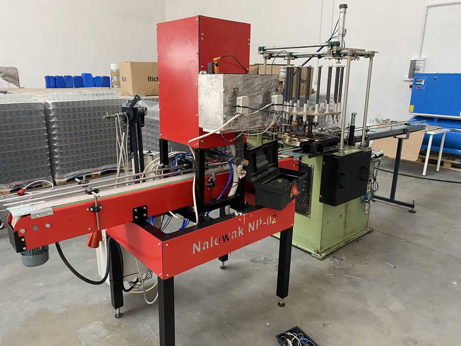 Linia do zalewania swiec zniczy wkladow