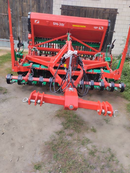 Agro masz siewnik  sn 301 agregat ato 30