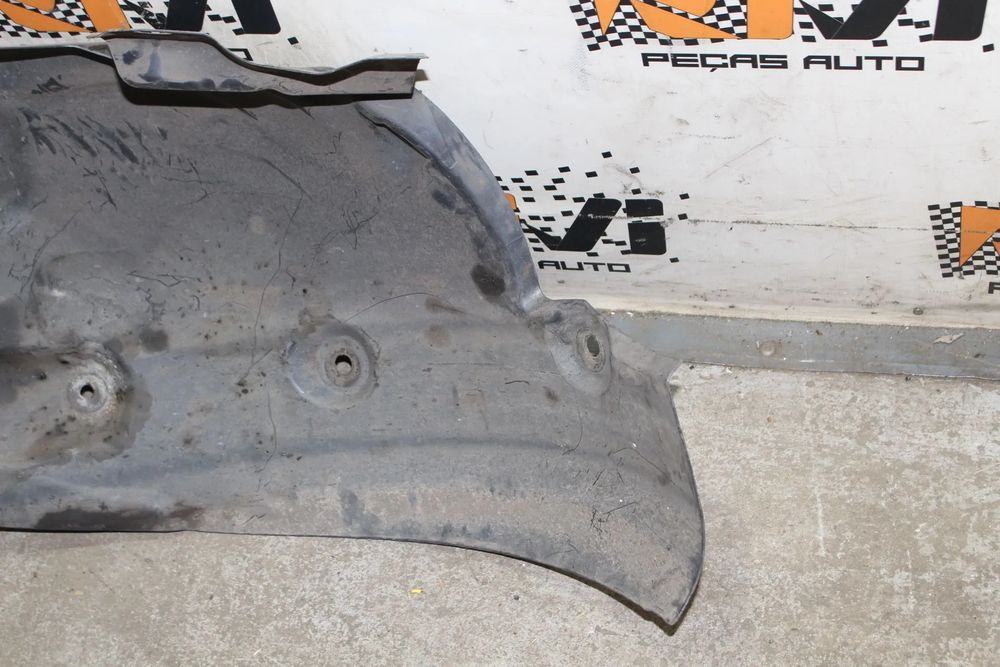 Cava roda frente esquerda RENAULT Megane III (BZ0_)