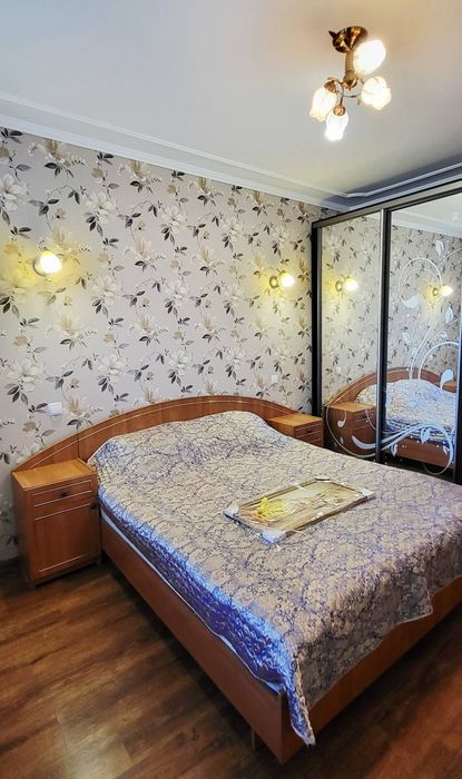 Продам 3-кімнатну квартиру з автономним опаленням