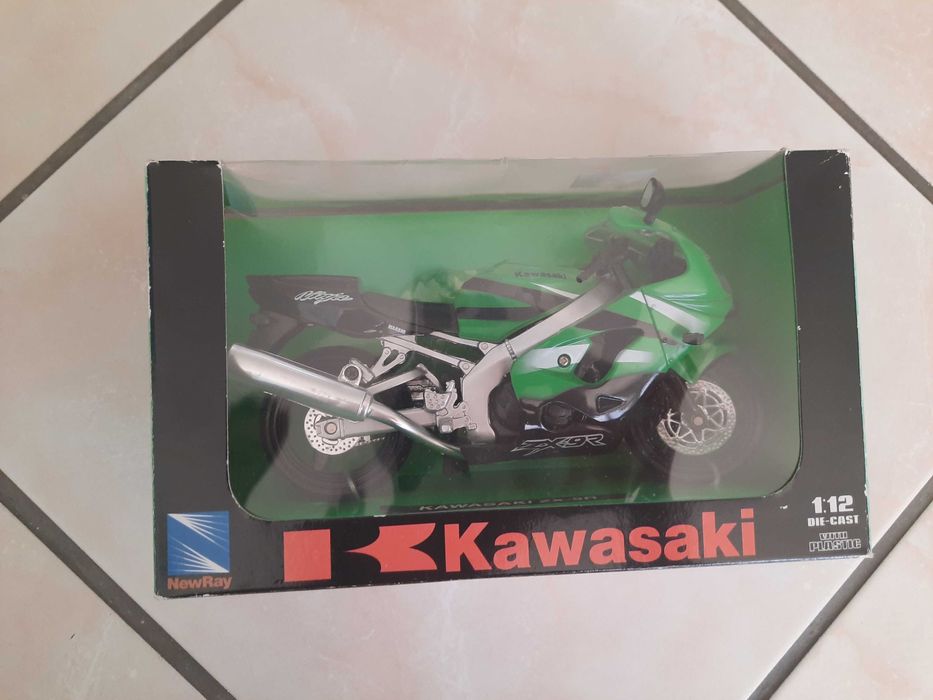 Kawasaki Miniatura Nova