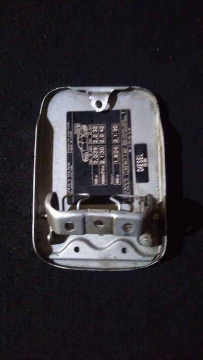 Tampa Do Combustivel Mercedes-Benz E-Class (W210)