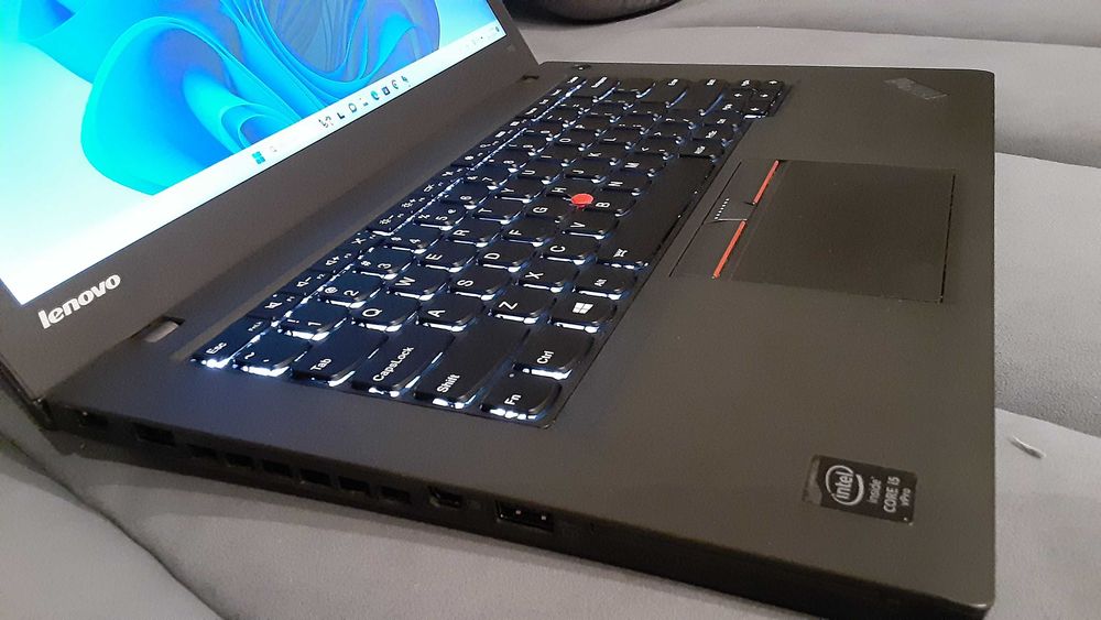 Lenovo T450 /HD5500/Win11pro/Ram10/256SSD/WiFi/Bluetooth/Bat4Godzin