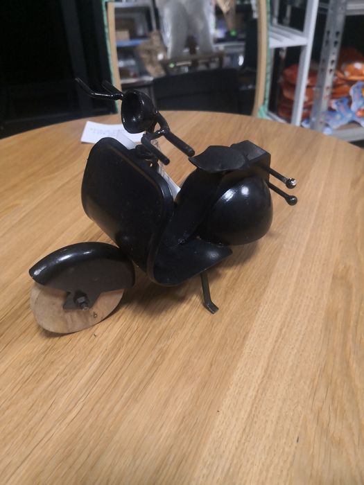 Skuter ozdoba metalowa dekoracja