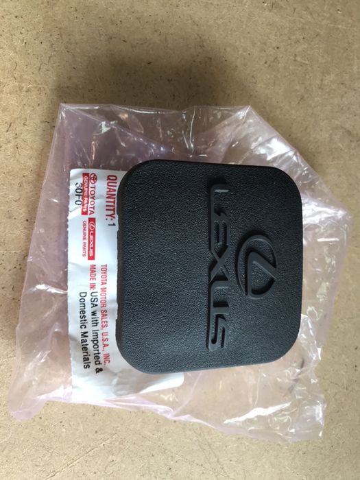 Заглушка фаркопа оригинал Lexus GX LX американский стандарт 50/50